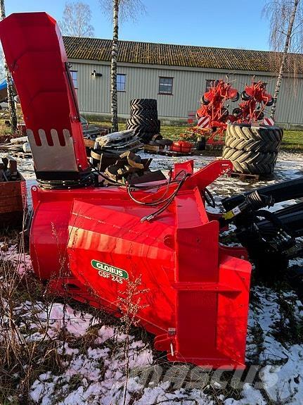 Globus GSF 245-18 Bendrosios paskirties priekabos