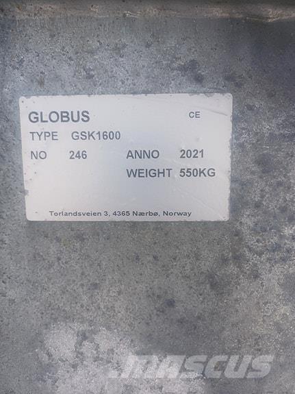 Globus GSK 1600 Smėlio ir druskos barstytuvai