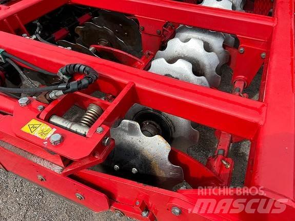 Horsch Pronto 6 DC Mėšlo barstytuvai