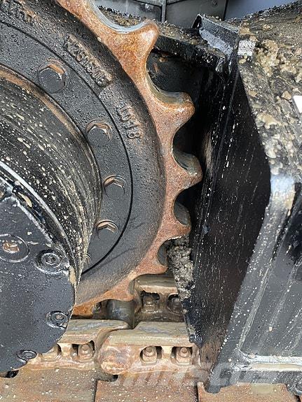 JCB 2020 Vikšriniai ekskavatoriai