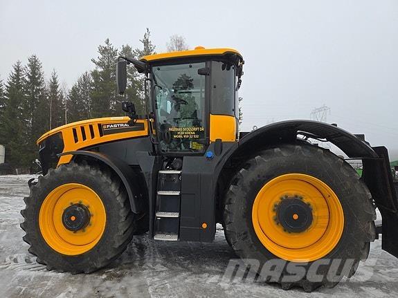 JCB Fastrac 8330 Traktoriai