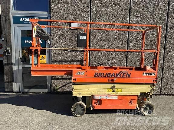JLG 1930ES Kiti keltuvai ir platformos