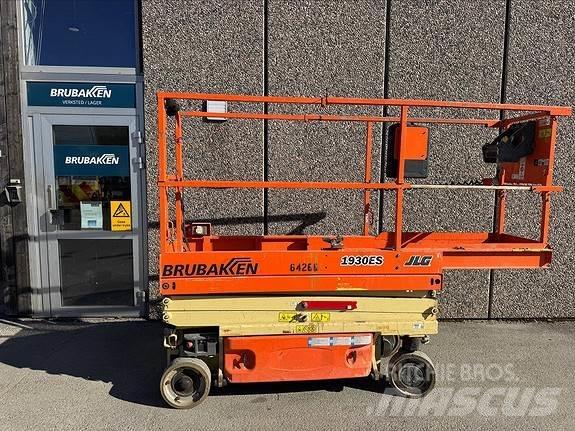 JLG 1930ES Kiti keltuvai ir platformos