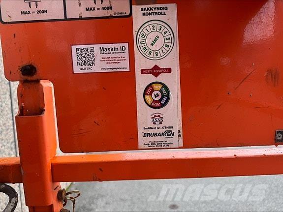 JLG 1930ES 61920 Kiti keltuvai ir platformos