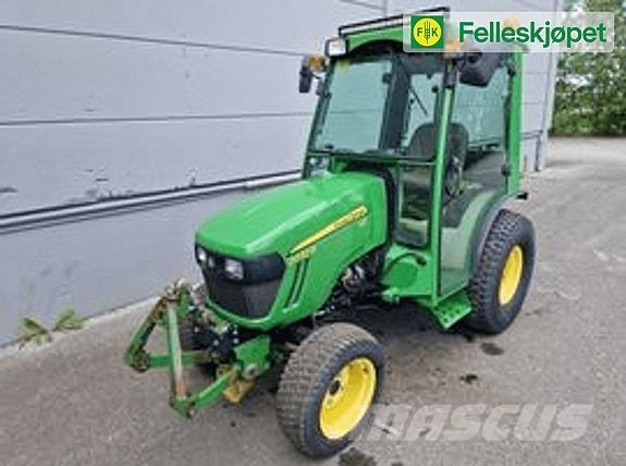 John Deere 2032R Traktoriai