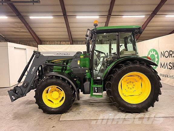 John Deere 5100M Traktoriai