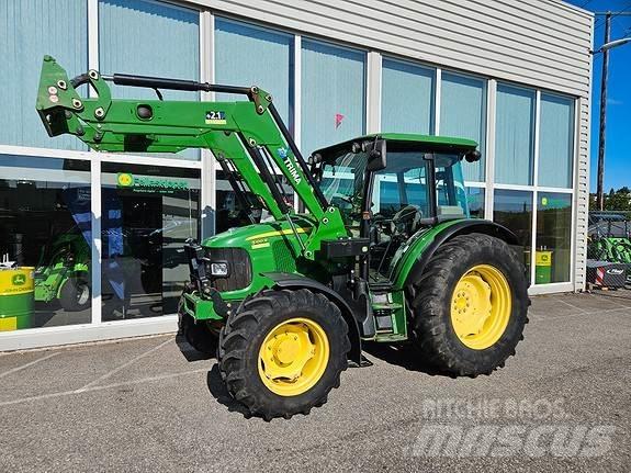 John Deere 5100R Traktoriai