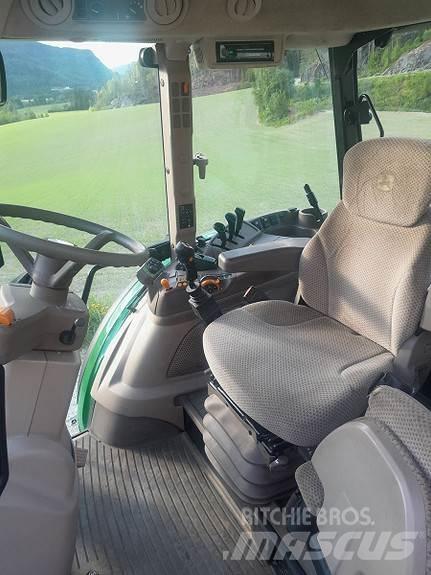 John Deere 5125R Traktoriai