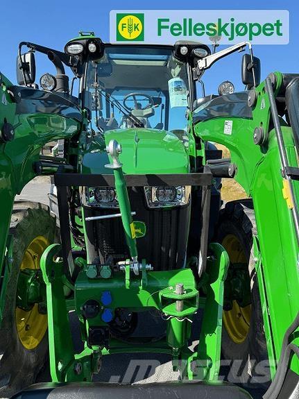 John Deere 5125R Traktoriai
