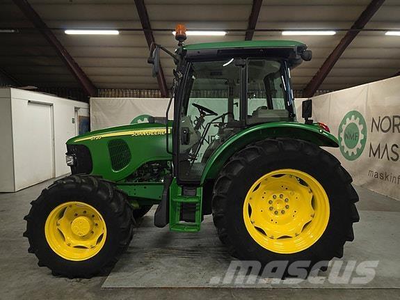 John Deere 5720 Traktoriai