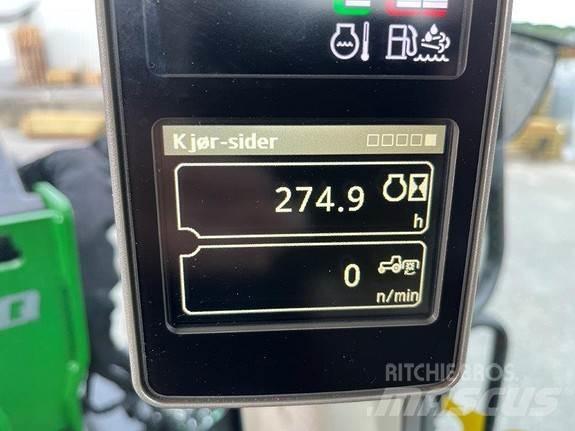 John Deere 6120M Traktoriai