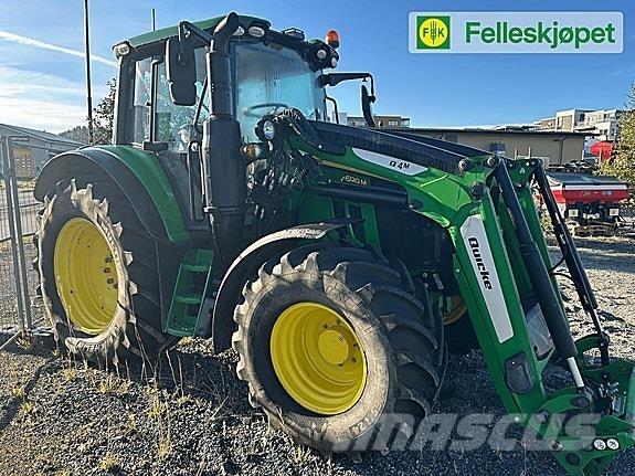 John Deere 6120M Traktoriai
