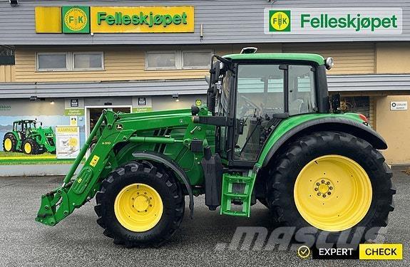 John Deere 6125M Traktoriai