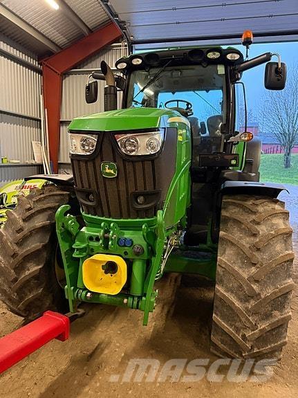 John Deere 6210R Traktoriai