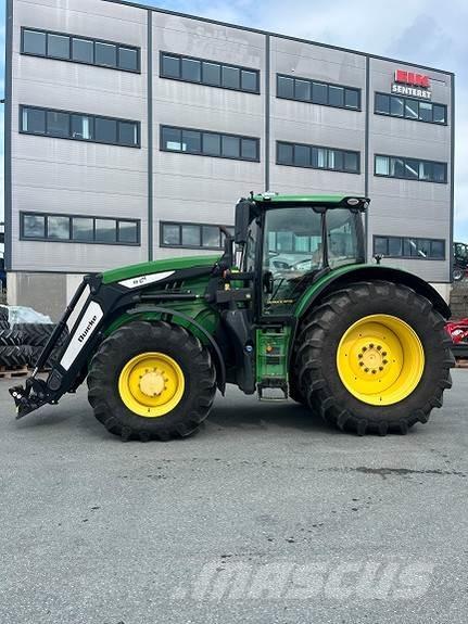 John Deere 6215 R Traktoriai