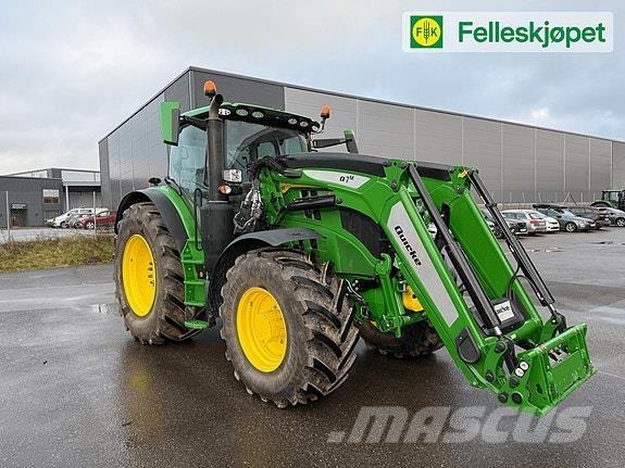 John Deere 6R 215 Traktoriai
