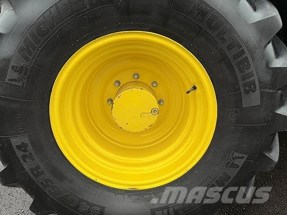 John Deere 6R150 Traktoriai