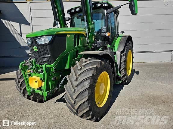 John Deere 6r215 Traktoriai