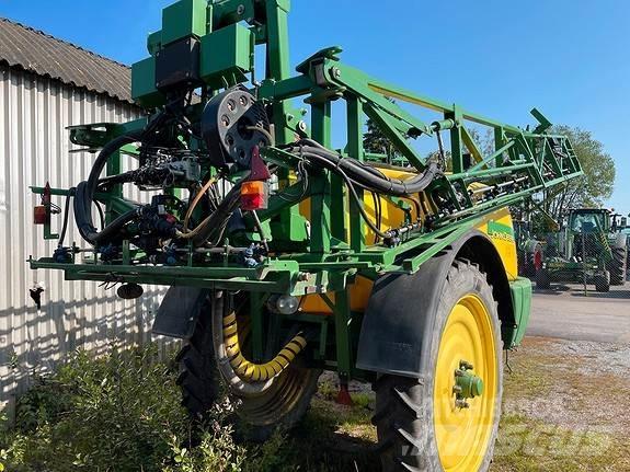 John Deere 740i Savaeigiai purkštuvai