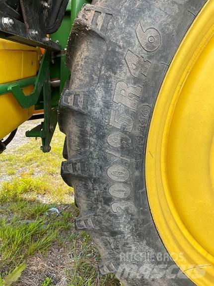 John Deere 740i Savaeigiai purkštuvai