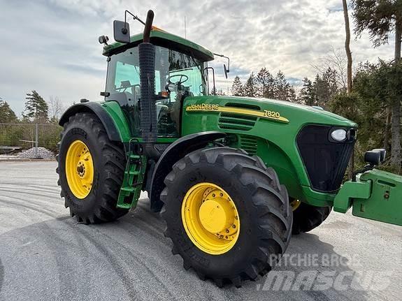 John Deere 7820 Traktoriai