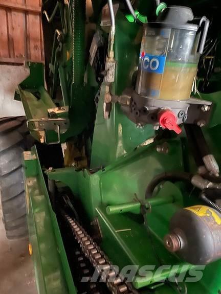 John Deere 960 Ritinių presai