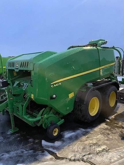 John Deere C441R Ritinių presai