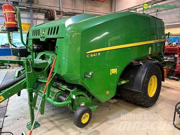 John Deere C441R Ritinių presai