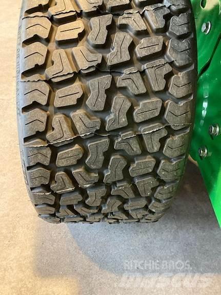 John Deere Z950R Aplinkos tvarkymas - Kita
