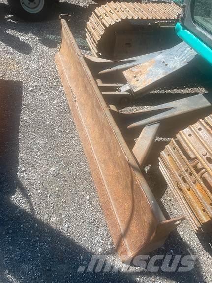 Kobelco SK75SR-3E Vikšriniai ekskavatoriai