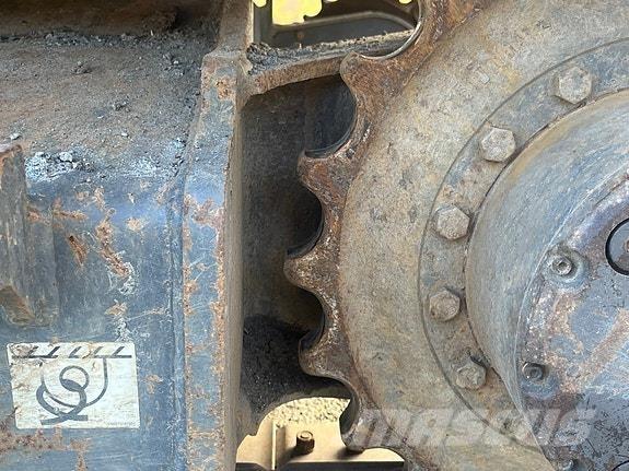 Kobelco SK75SR-7 Vikšriniai ekskavatoriai