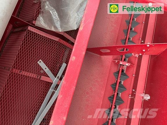 Kongskilde HT 3000 Mineralinių trąšų barstytuvai