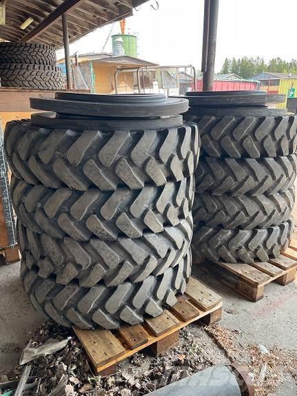 Kumho 10.00-20 Padangos, ratai ir ratlankiai