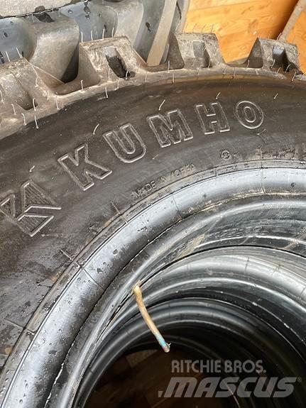 Kumho 10.00-20 Padangos, ratai ir ratlankiai