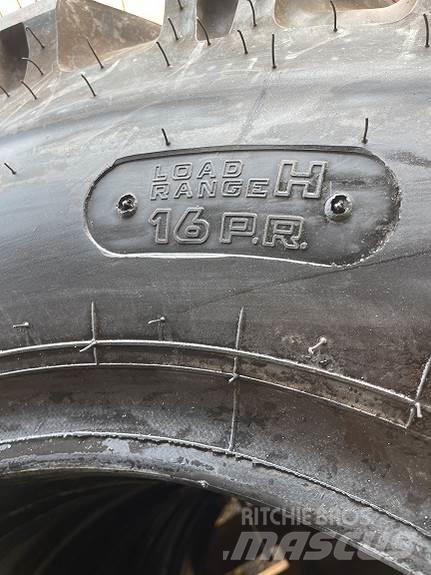 Kumho 10.00-20 Padangos, ratai ir ratlankiai