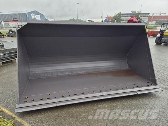  Lasterskuffe 3500L Kiti naudoti statybos komponentai