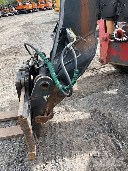 Manitou MT1740 Teleskopiniai krautuvai