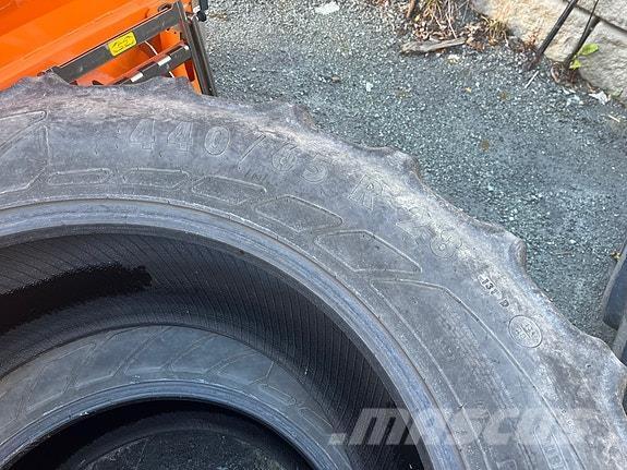 Mitas  Padangos, ratai ir ratlankiai