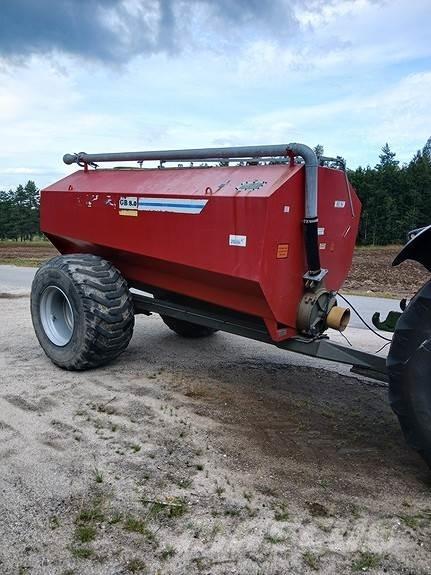 Moi GB-8 Mineralinių trąšų barstytuvai