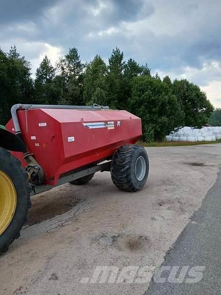 Moi GB-8 Mineralinių trąšų barstytuvai