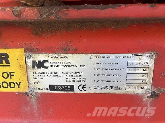 NC DE-1240 Bendrosios paskirties priekabos