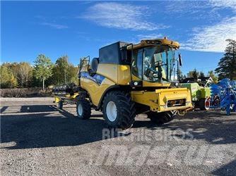 New Holland CX5080 Derliaus nuėmimo kombainai