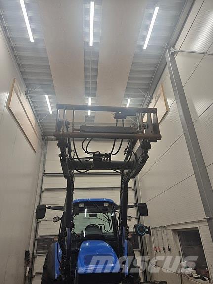 New Holland TM140 Traktoriai