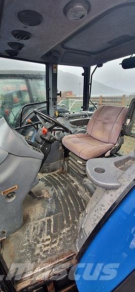 New Holland TS 115 Traktoriai