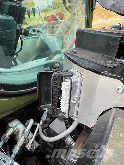 NHS 300 F2 Miško technika - Kita