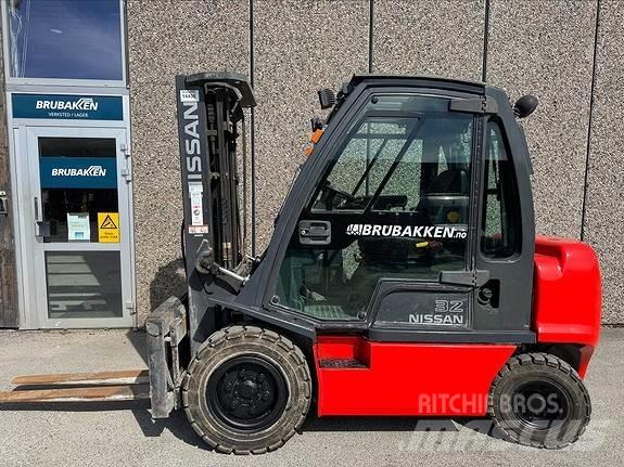 Nissan DF32 14436 Dyzeliniai krautuvai