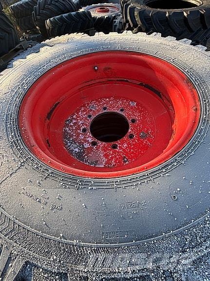 Nokian TRI2 Padangos, ratai ir ratlankiai