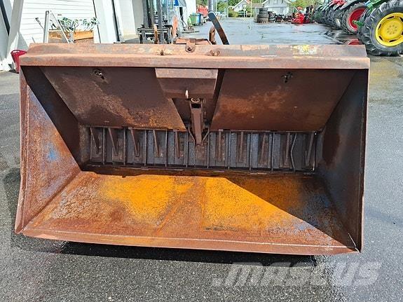  Perma SMA1100 Mineralinių trąšų barstytuvai