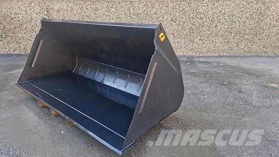 Quicke VL Padangos, ratai ir ratlankiai