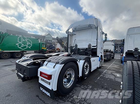 Scania  Naudoti vilkikai